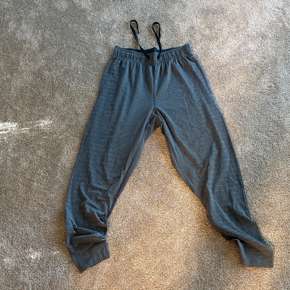 Lululemon Athletica Gray Track Pants sz 4
